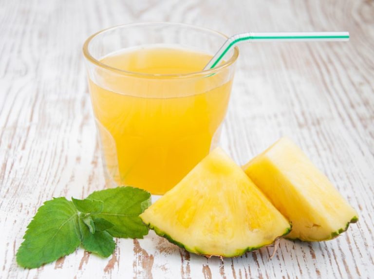Zumo de piña