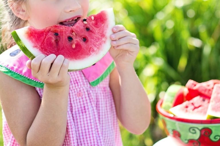 5 Beneficios de comer sandía más allá de refrescarte: